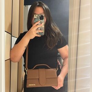 NWOT the bambino in suede brown